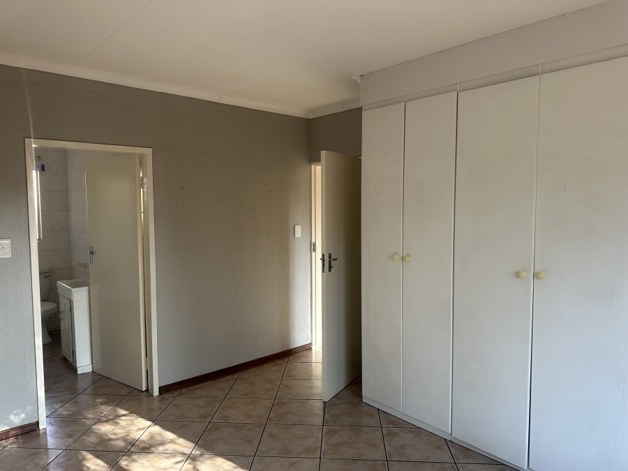 To Let 3 Bedroom Property for Rent in Cashan North West